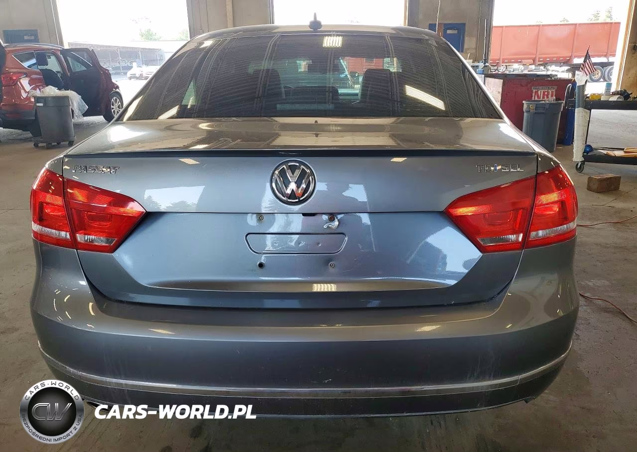 2015 Volkswagen Passat Sel VIN:1VWCV7A38FC022168 - 6
