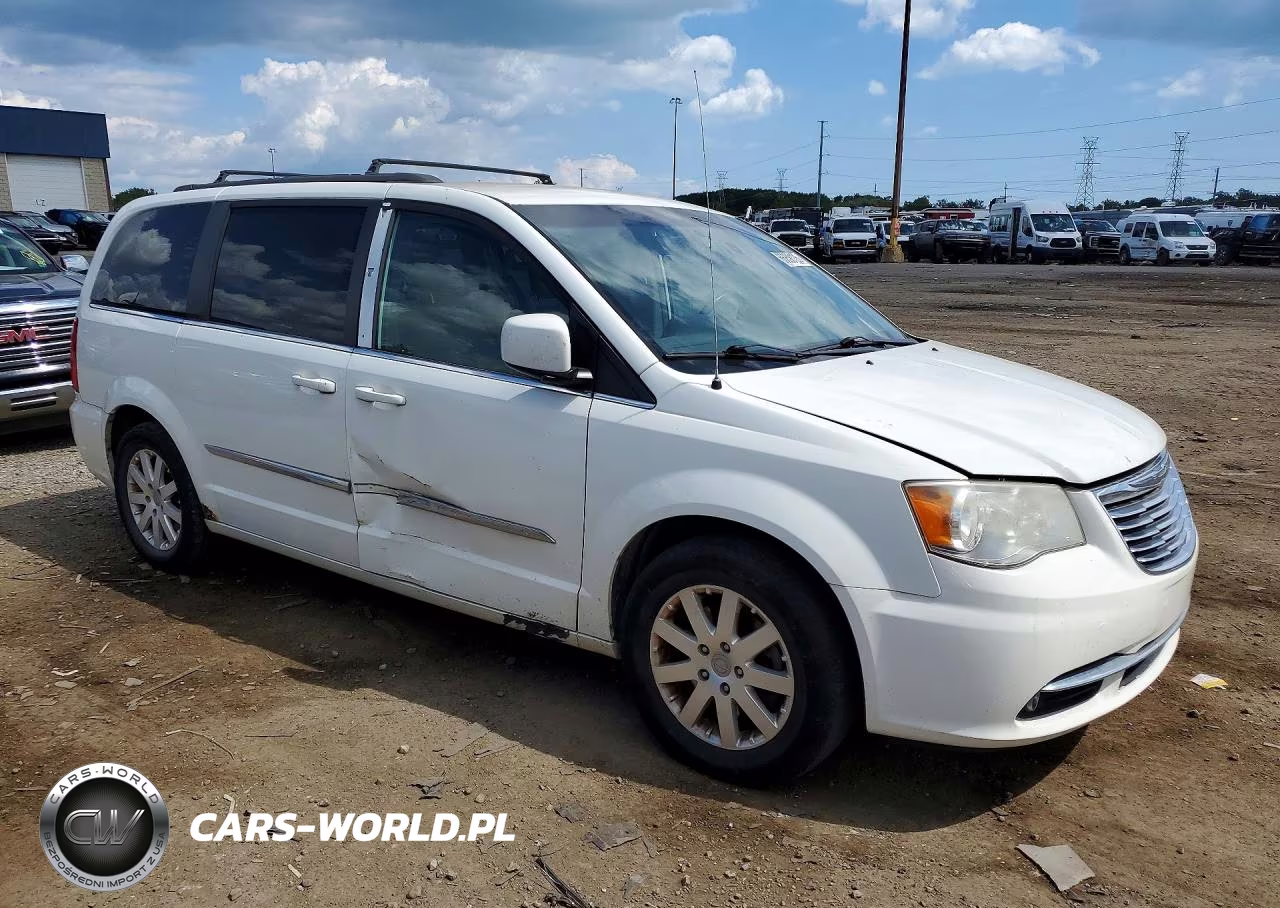 2013 Chrysler Town & Country Touring VIN:2C4RC1BG5DR569534 - 4