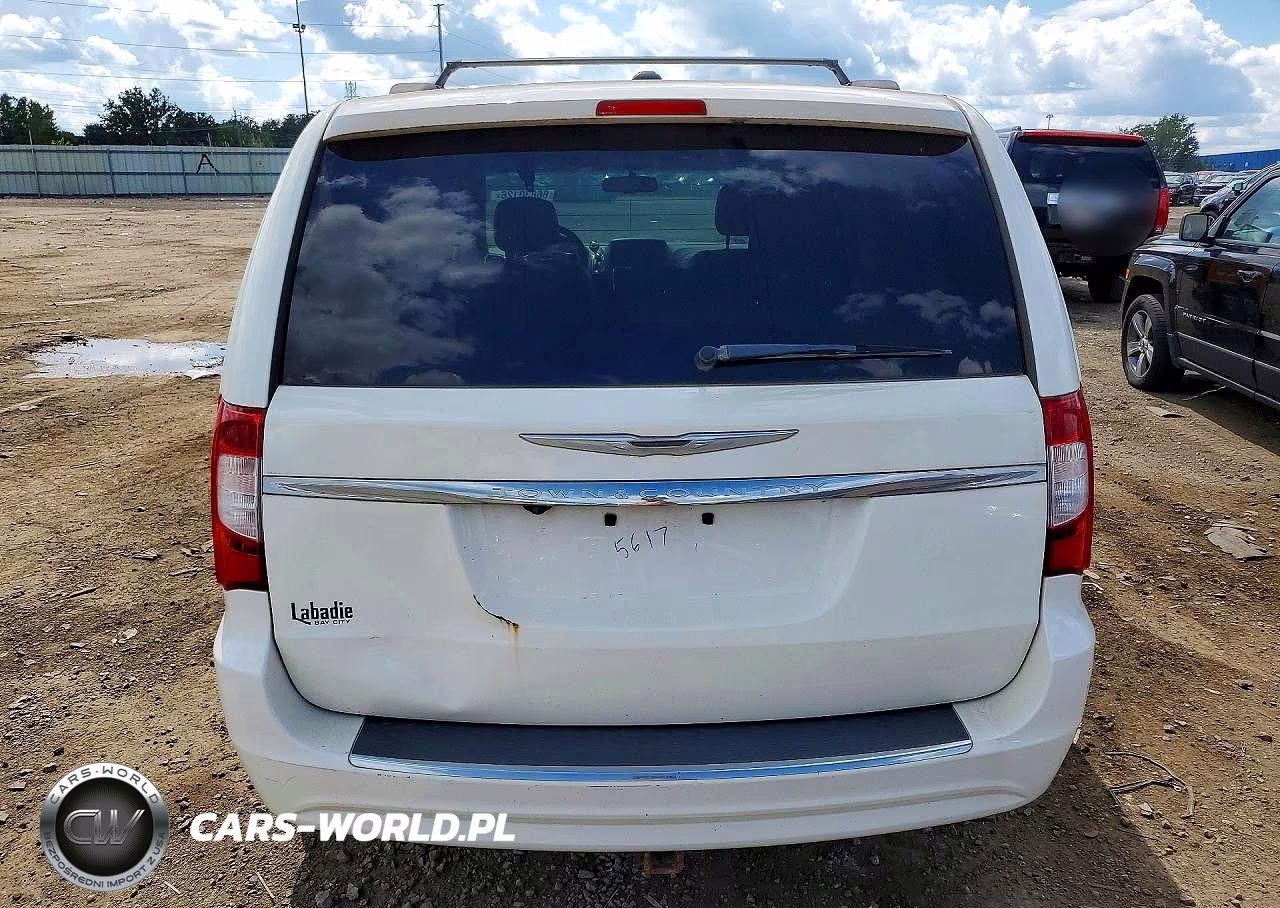 2013 Chrysler Town & Country Touring VIN:2C4RC1BG5DR569534 - 6