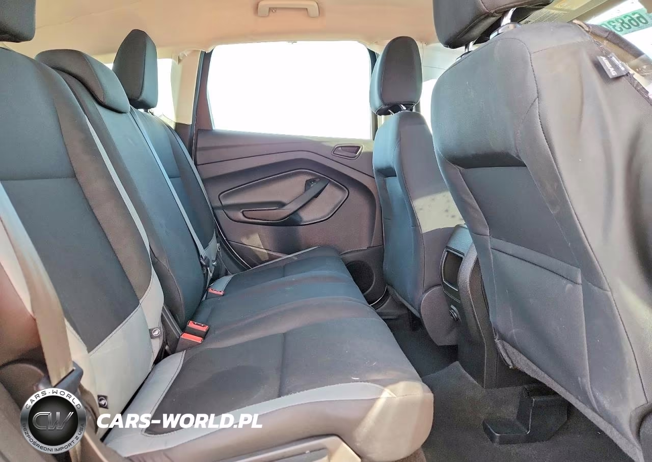 2016 Ford Escape S VIN:1FMCU0F73GUB07564 - 10