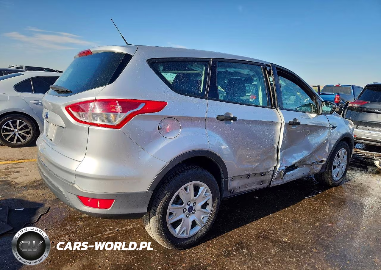 2016 Ford Escape S VIN:1FMCU0F73GUB07564 - 3