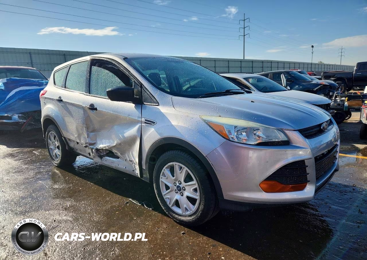 2016 Ford Escape S VIN:1FMCU0F73GUB07564 - 4