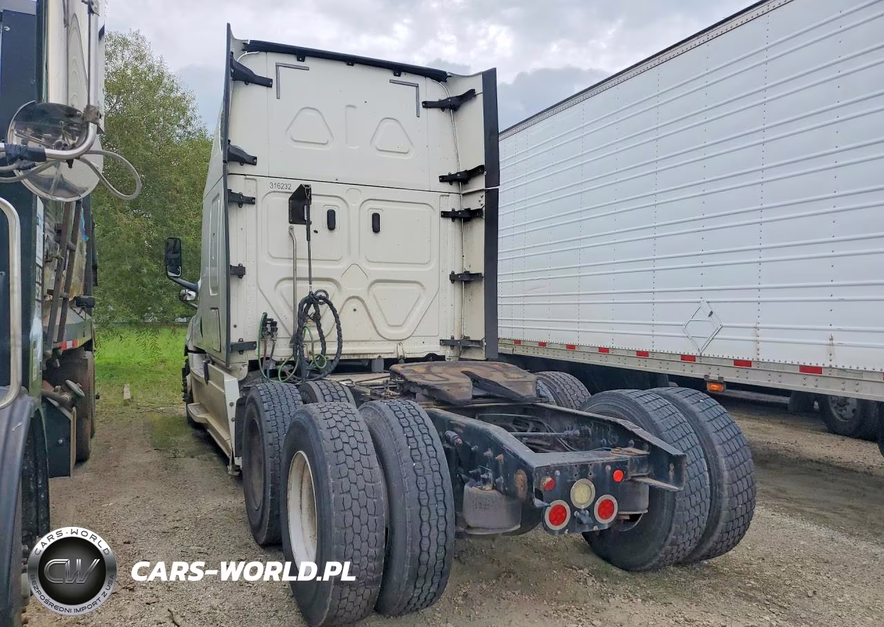 2020 Freightliner Cascadia Trucks VIN:3AKJHHDR8JSJR1331 - 2