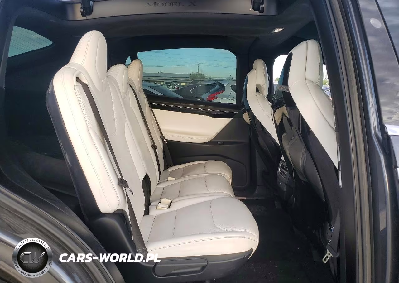 2016 Tesla Model X VIN:5YJXCDE28GF033573 - 11