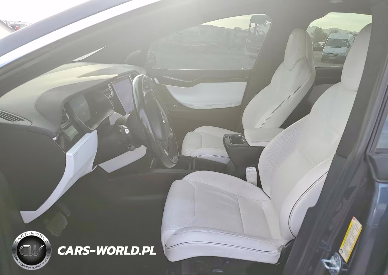 2016 Tesla Model X VIN:5YJXCDE28GF033573 - 7