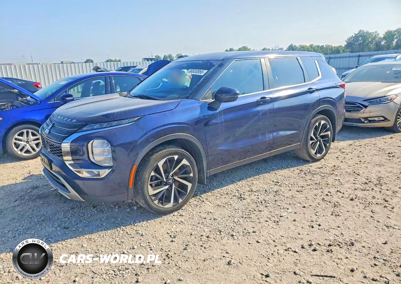 2022 Mitsubishi Outlander Se – zdjęcie 1 z 13