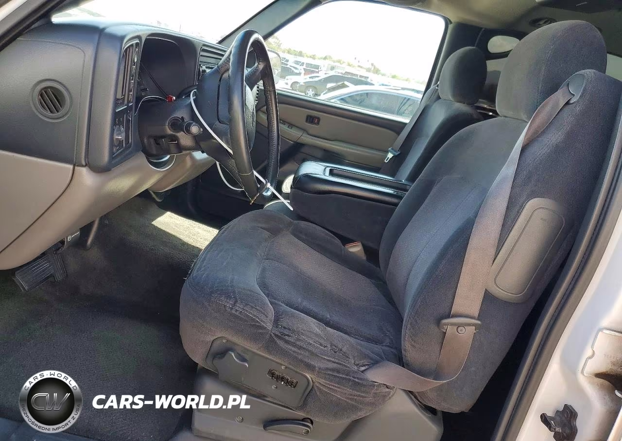2000 Chevrolet Suburban K1500 VIN:3GNFK16T5YG155203 - 7