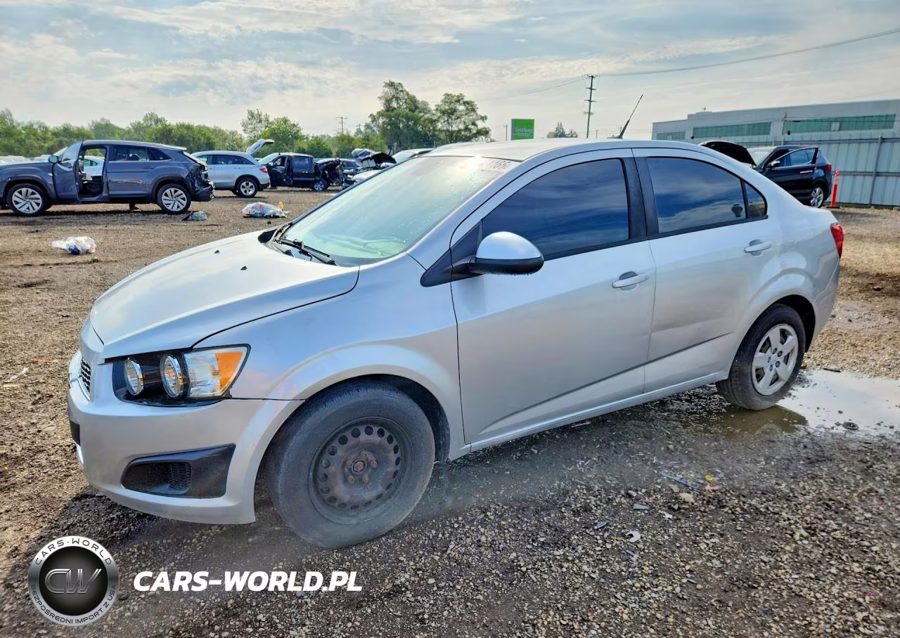 2013 Chevrolet Sonic Ls