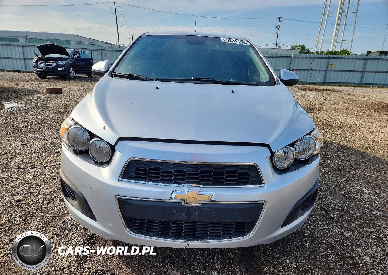 2013 Chevrolet Sonic Ls VIN:1G1JA5SH7D4108785 - 5