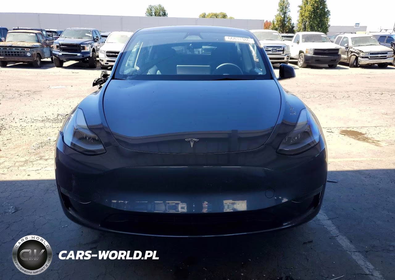 2023 Tesla Model Y VIN:7SAYGAEE2PF862675 - 5