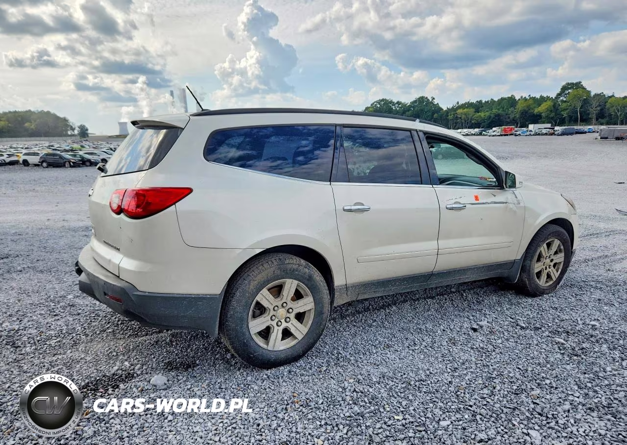 2011 Chevrolet Traverse Lt VIN:1GNKVGED7BJ159617 - 3