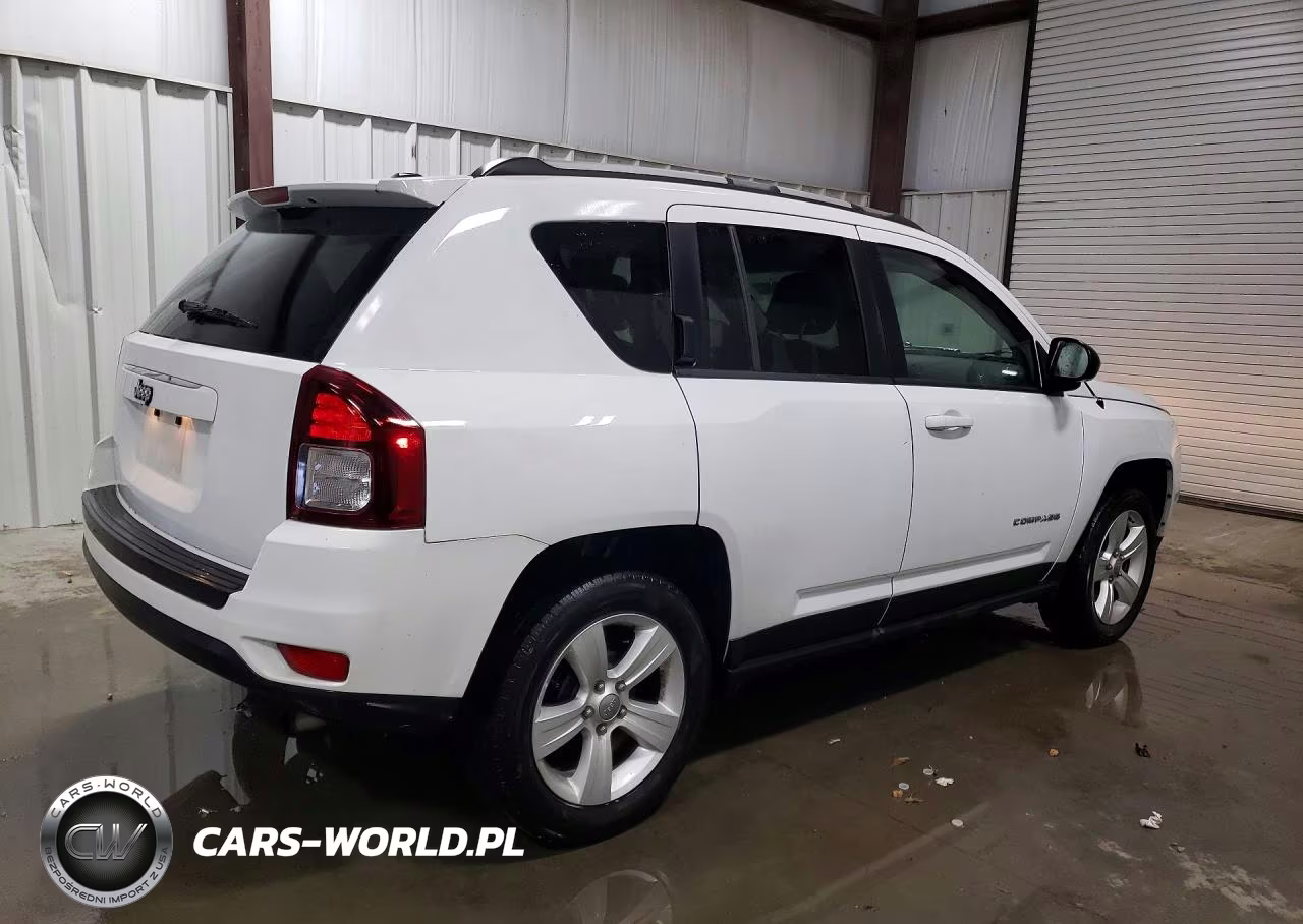 2016 Jeep Compass Sport VIN:1C4NJCBA4GD611193 - 3