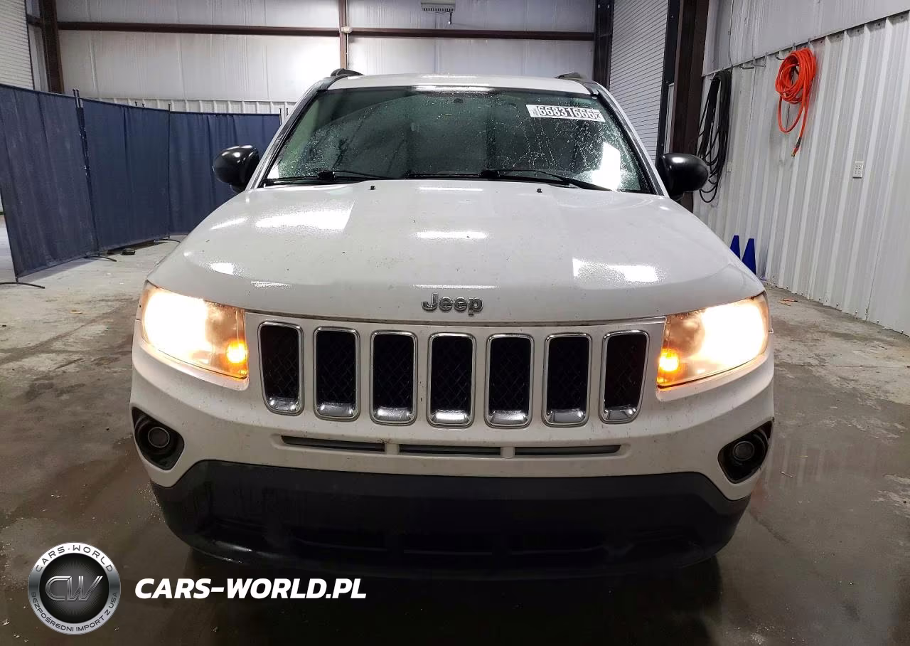 2016 Jeep Compass Sport VIN:1C4NJCBA4GD611193 - 5