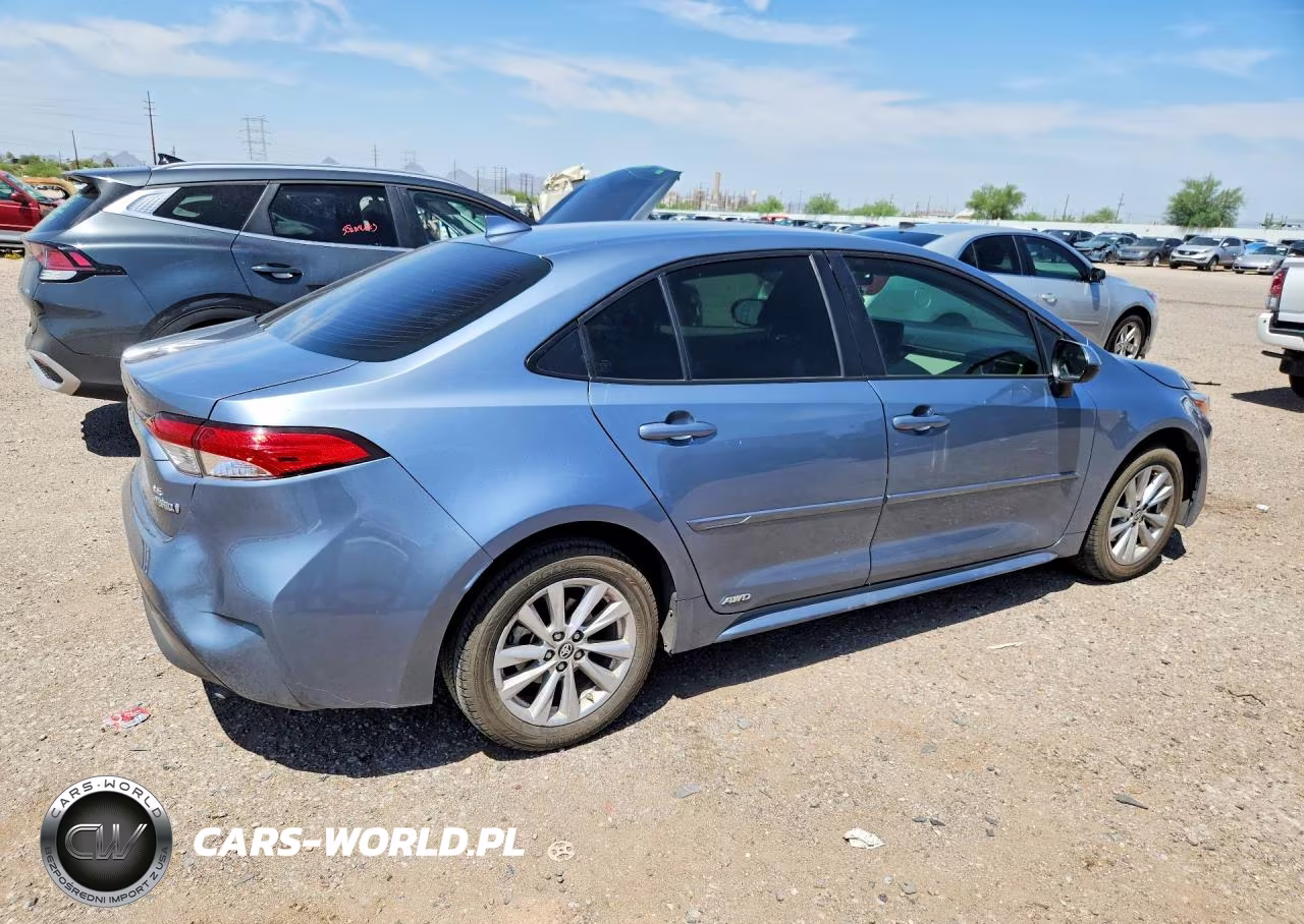 2024 Toyota Corolla Hybrid Le VIN:JTDBDMHE2RJ009682 - 3
