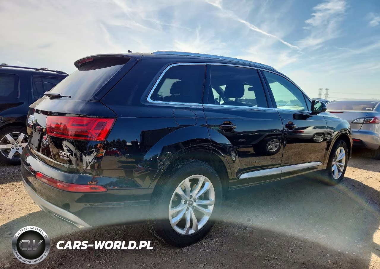 2017 Audi Q7 Premium Plus VIN:WA1LAAF72HD042463 - 3