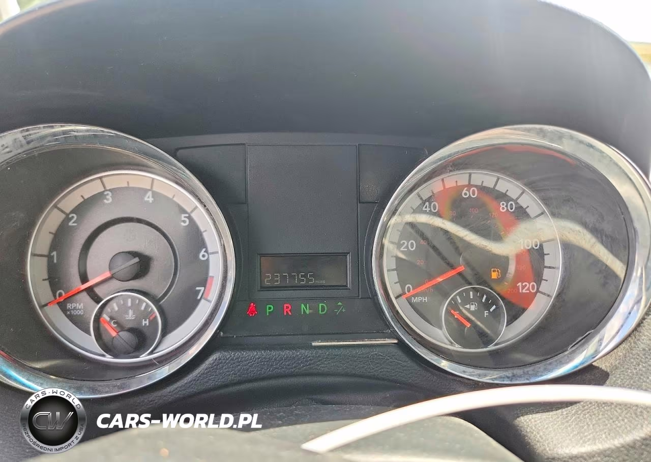 2017 Dodge Grand Caravan Sxt VIN:2C4RDGCG6HR604893 - 9