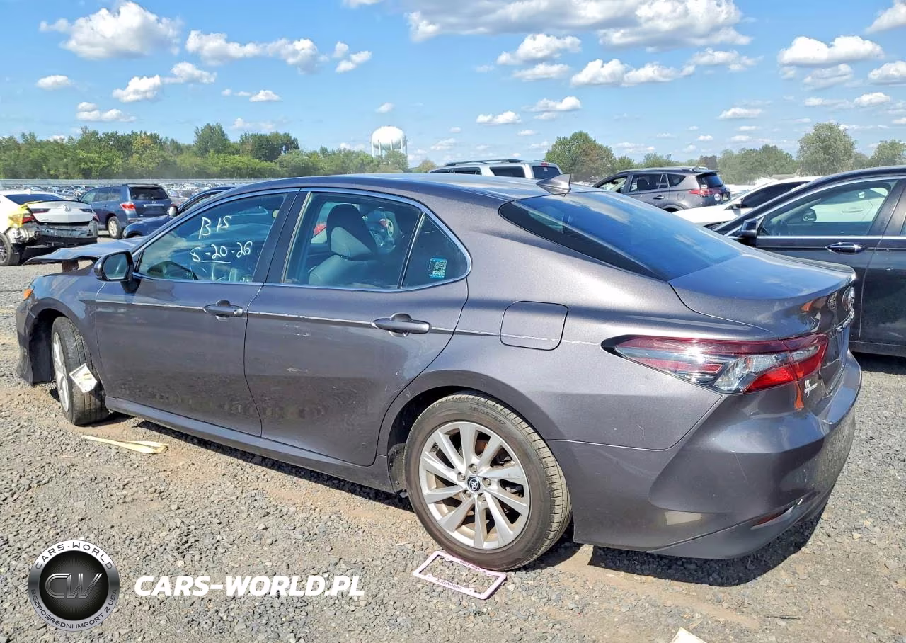 2021 Toyota Camry Le VIN:4T1C11AK4MU524178 - 2