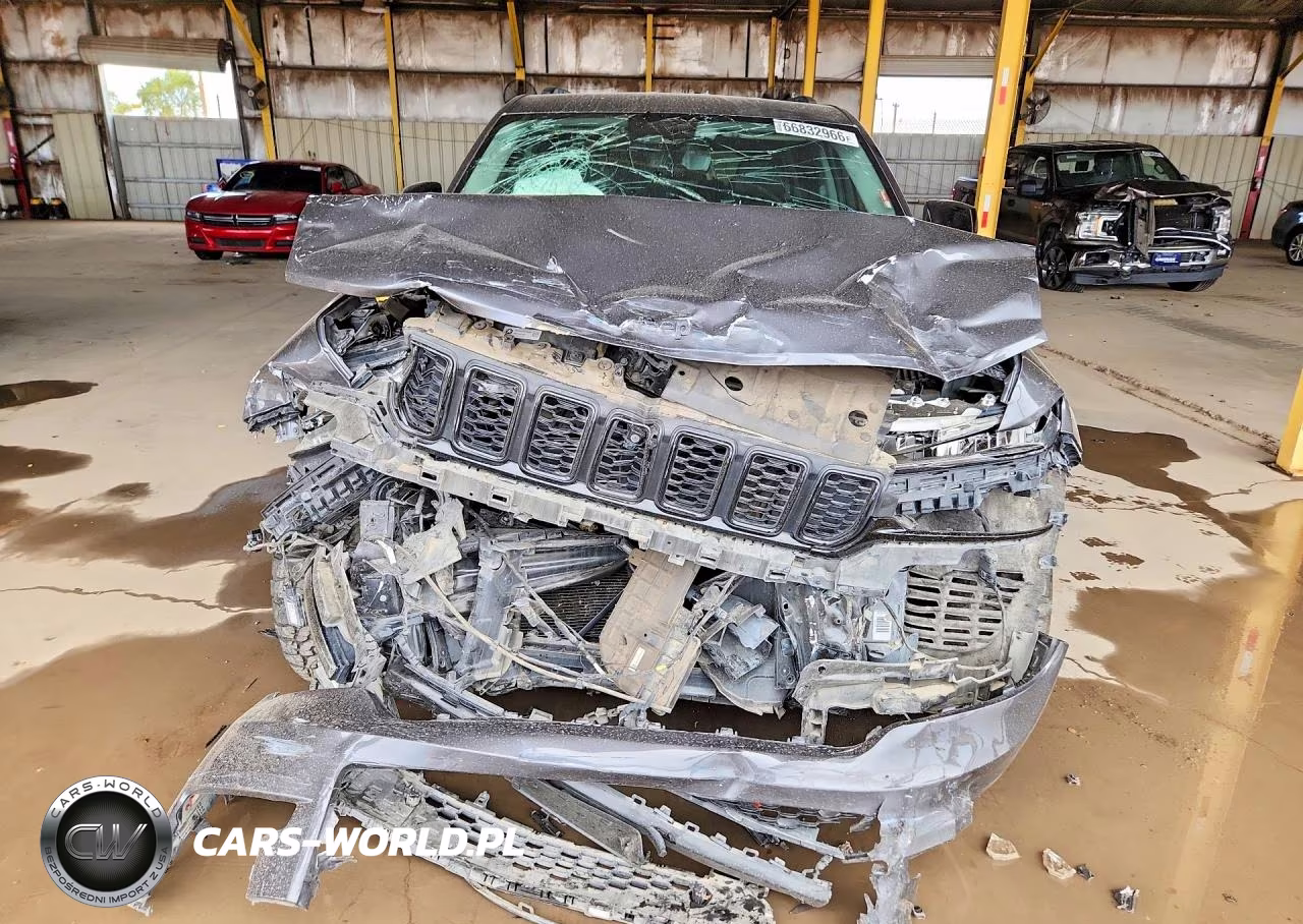 2023 JEEP GRAND CHEROKEE L LIMITED 4X4 VIN:1C4RJKBGXP8702638 - 5