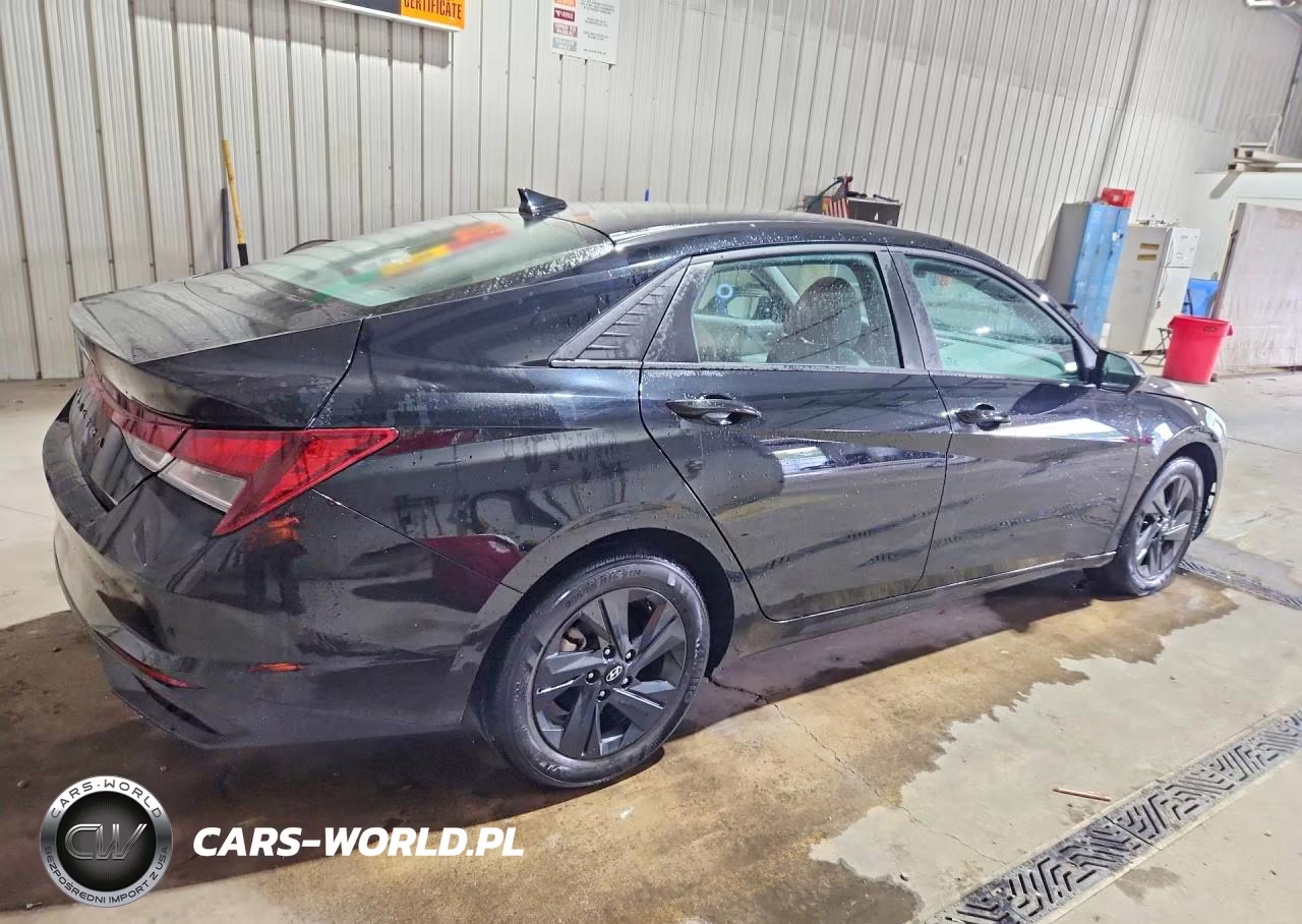 2022 Hyundai Elantra Sel VIN:KMHLM4AG0NU349515 - 3