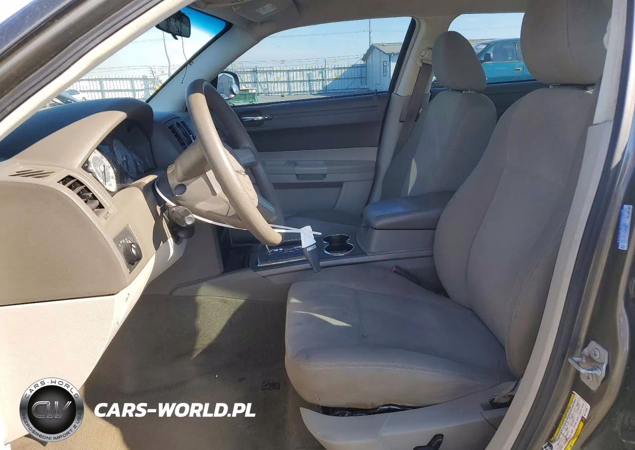 2008 Chrysler 300 Lx VIN:2C3LA43R98H126395 - 7