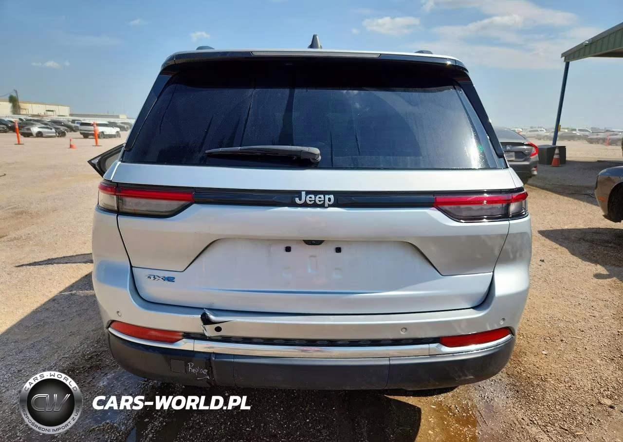 2025 Jeep Grand Cherokee 4Xe VIN:1C4RJYB64S8700998 - 6