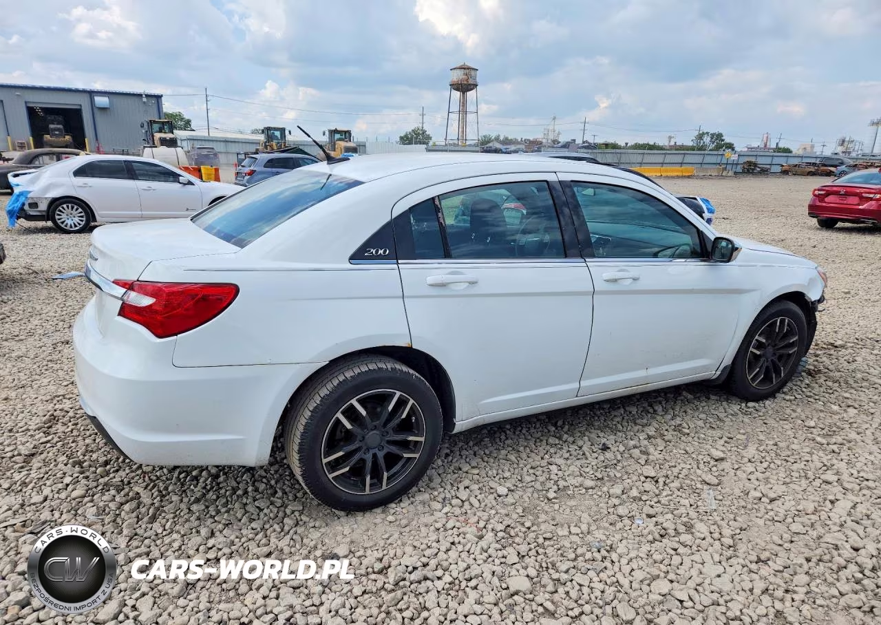 2013 Chrysler 200 Lx VIN:1C3CCBAB0DN671388 - 3