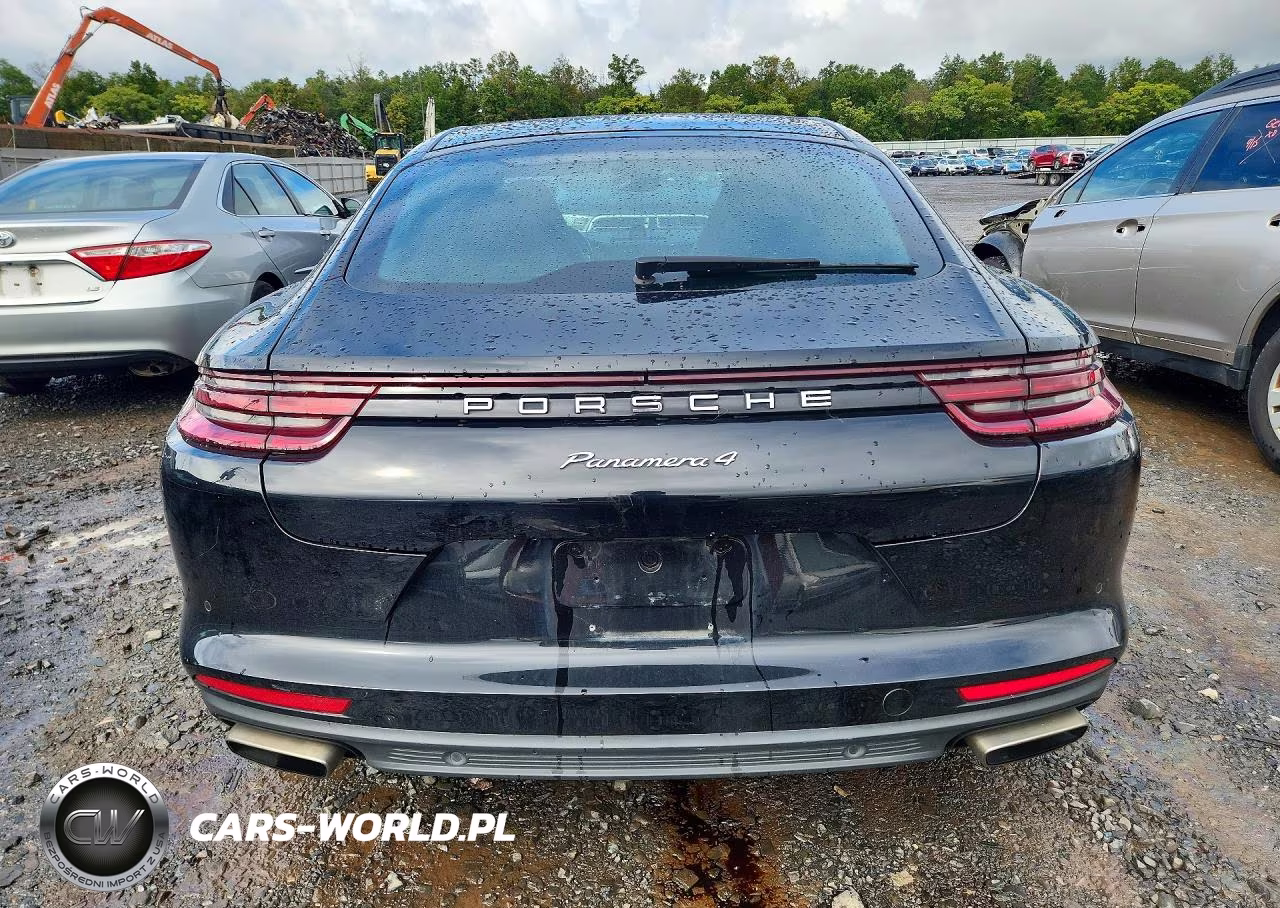 2018 Porsche Panamera 4 VIN:WP0AA2A76JL113279 - 6
