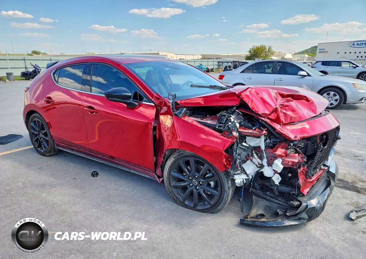 2026 Mazda 3 Premium Plus VIN:JM1BPBNY6T1850180 - 4