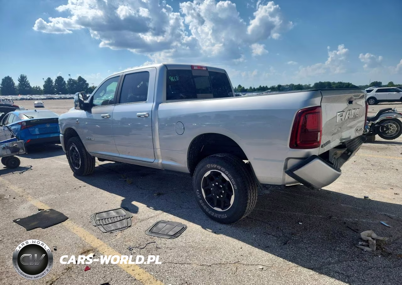 2026 Ram 2500 Laramie VIN:3C63R5FLXTG206922 - 2