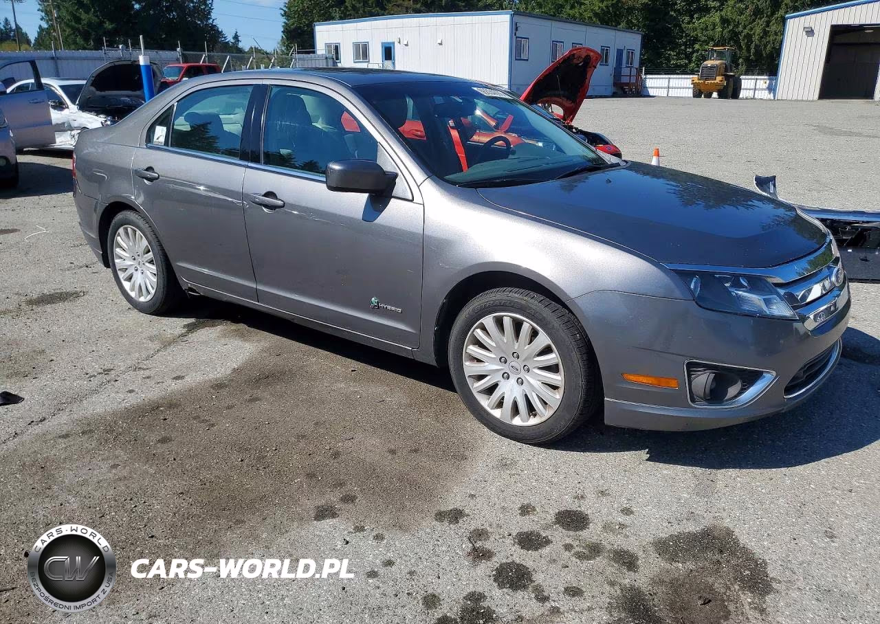 2010 Ford Fusion Hybrid VIN:3FADP0L32AR302240 - 4