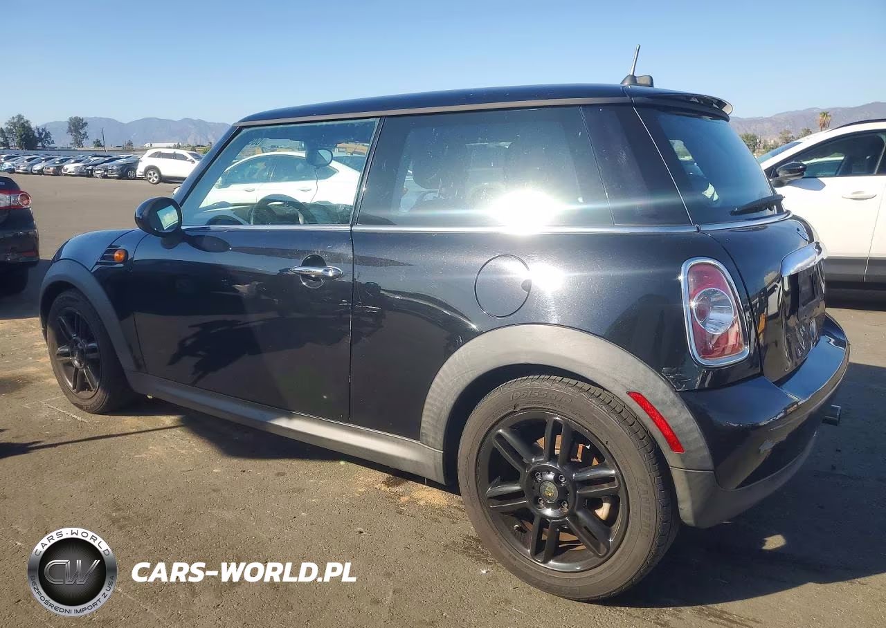 2012 Mini Cooper VIN:WMWSU3C50CT256578 - 2