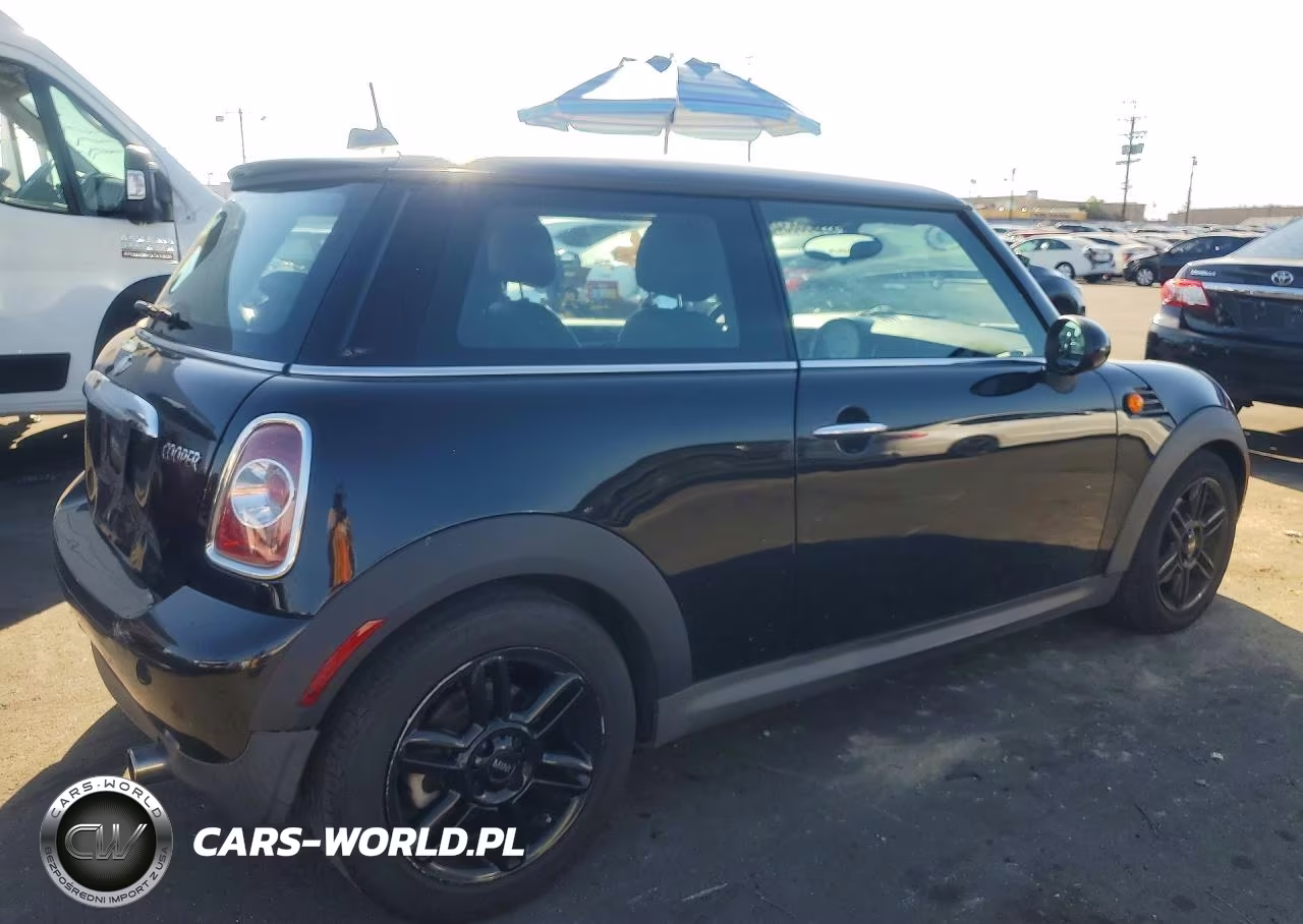 2012 Mini Cooper VIN:WMWSU3C50CT256578 - 3