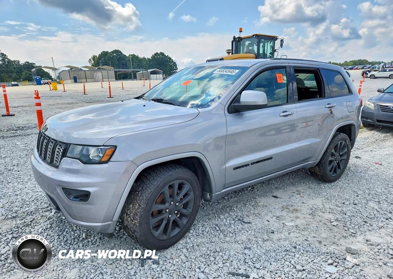 2018 Jeep Grand Cherokee Laredo – zdjęcie 1 z 13