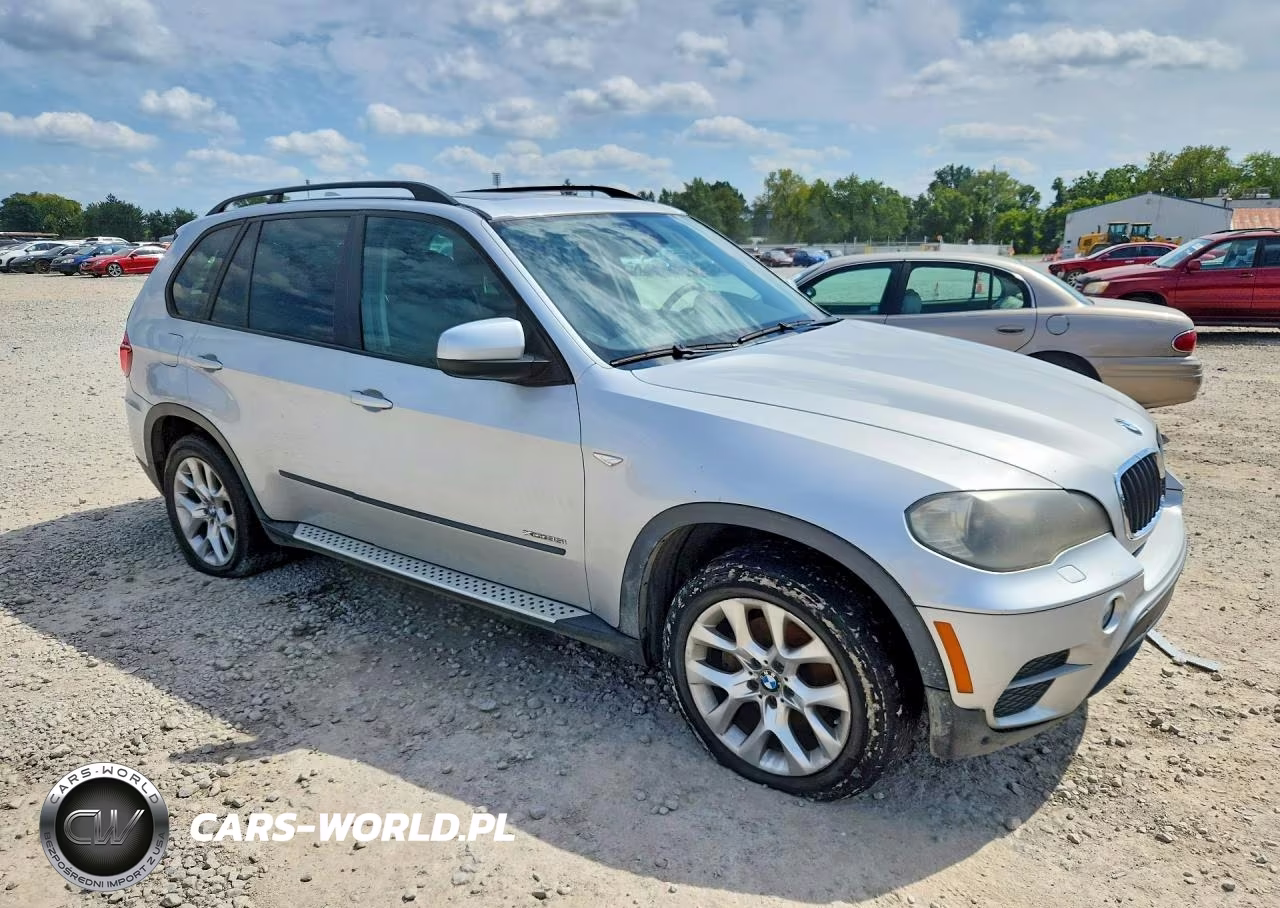 2011 BMW X5 xDrive35I VIN:5UXZV4C51BL409311 - 4