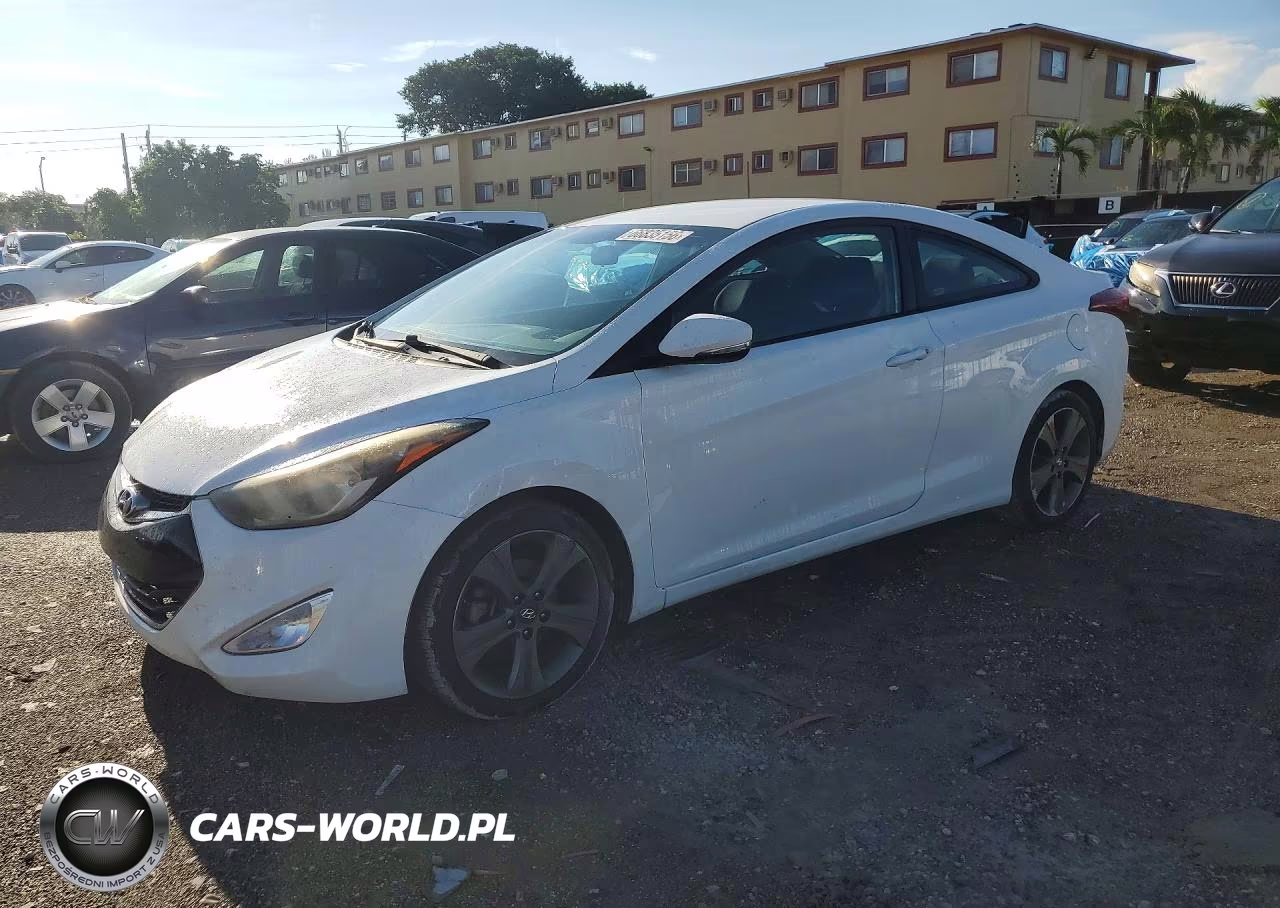 2014 Hyundai Elantra Coupe Base – zdjęcie 1 z 12