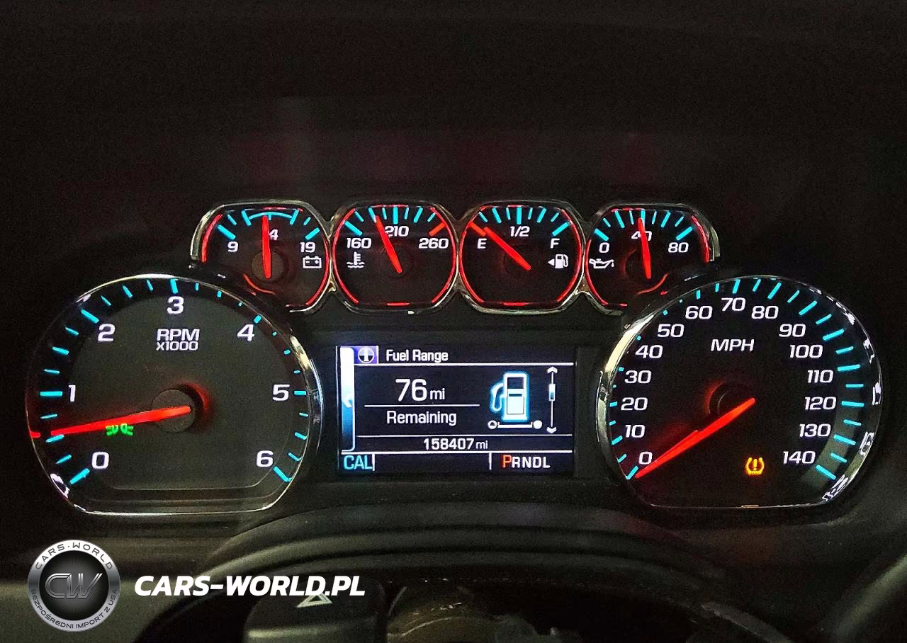 2018 Chevrolet Tahoe K1500 Ls VIN:1GNSKAKC4JR120033 - 9