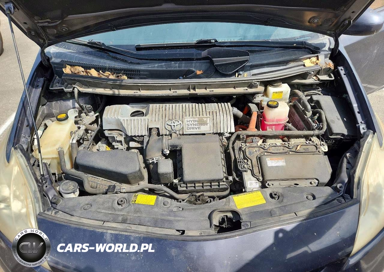 2013 Toyota Prius Two VIN:JTDKN3DU5D1707202 - 11