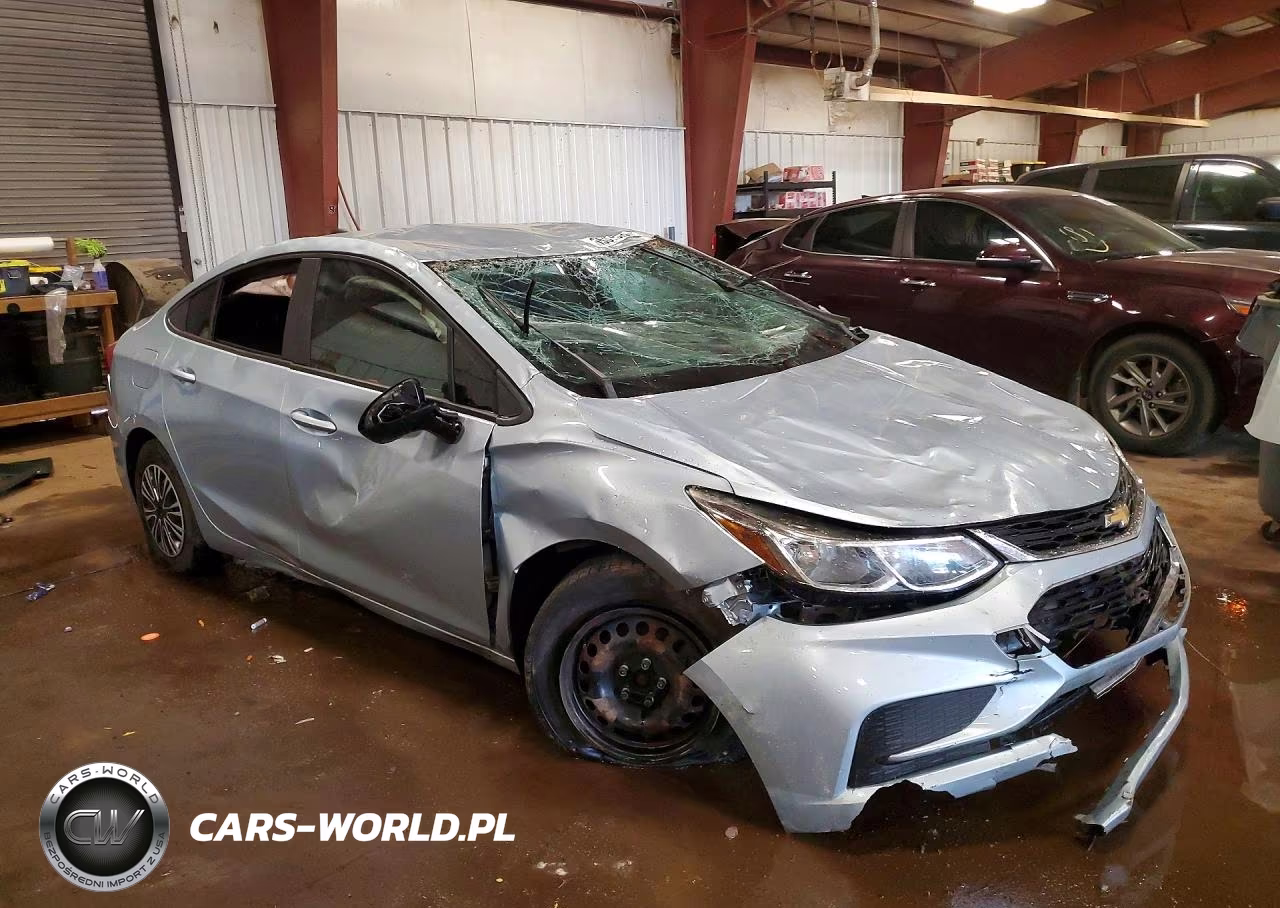 2017 Chevrolet Cruze Ls VIN:3G1BC5SM0HS557260 - 4