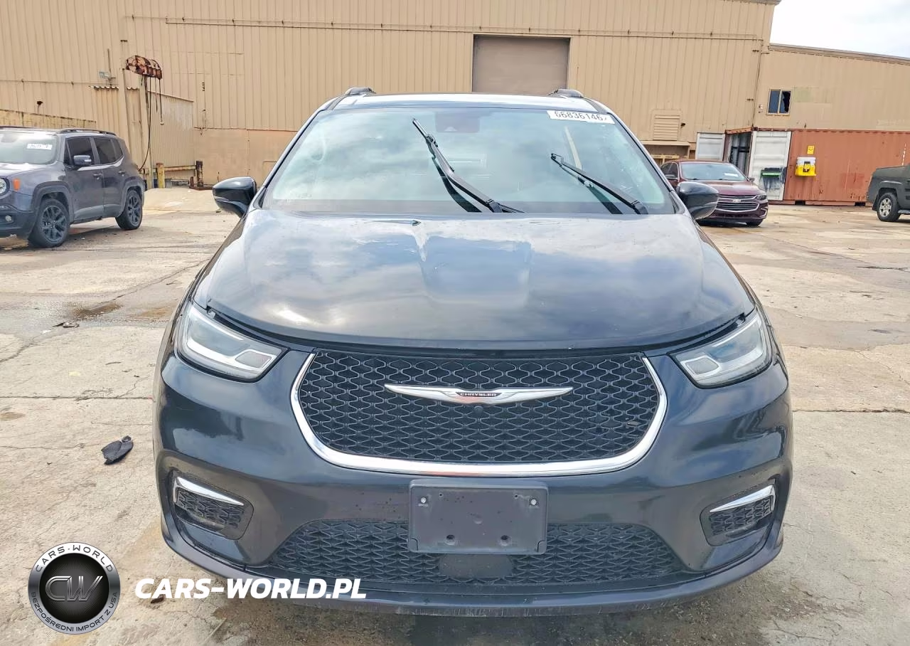 2022 Chrysler Pacifica Touring L VIN:2C4RC1BG1NR170721 - 5