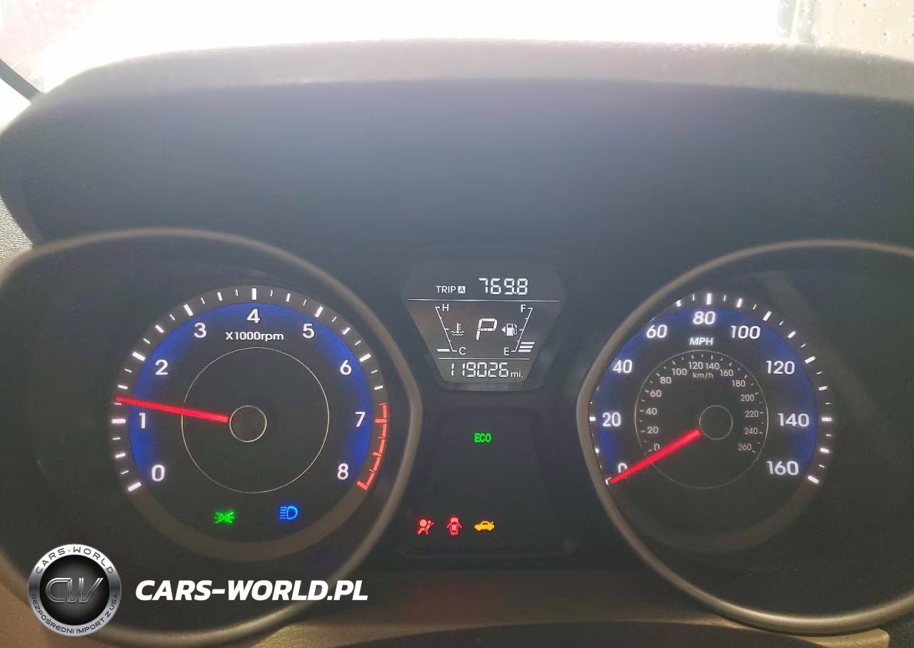 2015 Hyundai Elantra Limited VIN:KMHDH4AE6FU303714 - 9