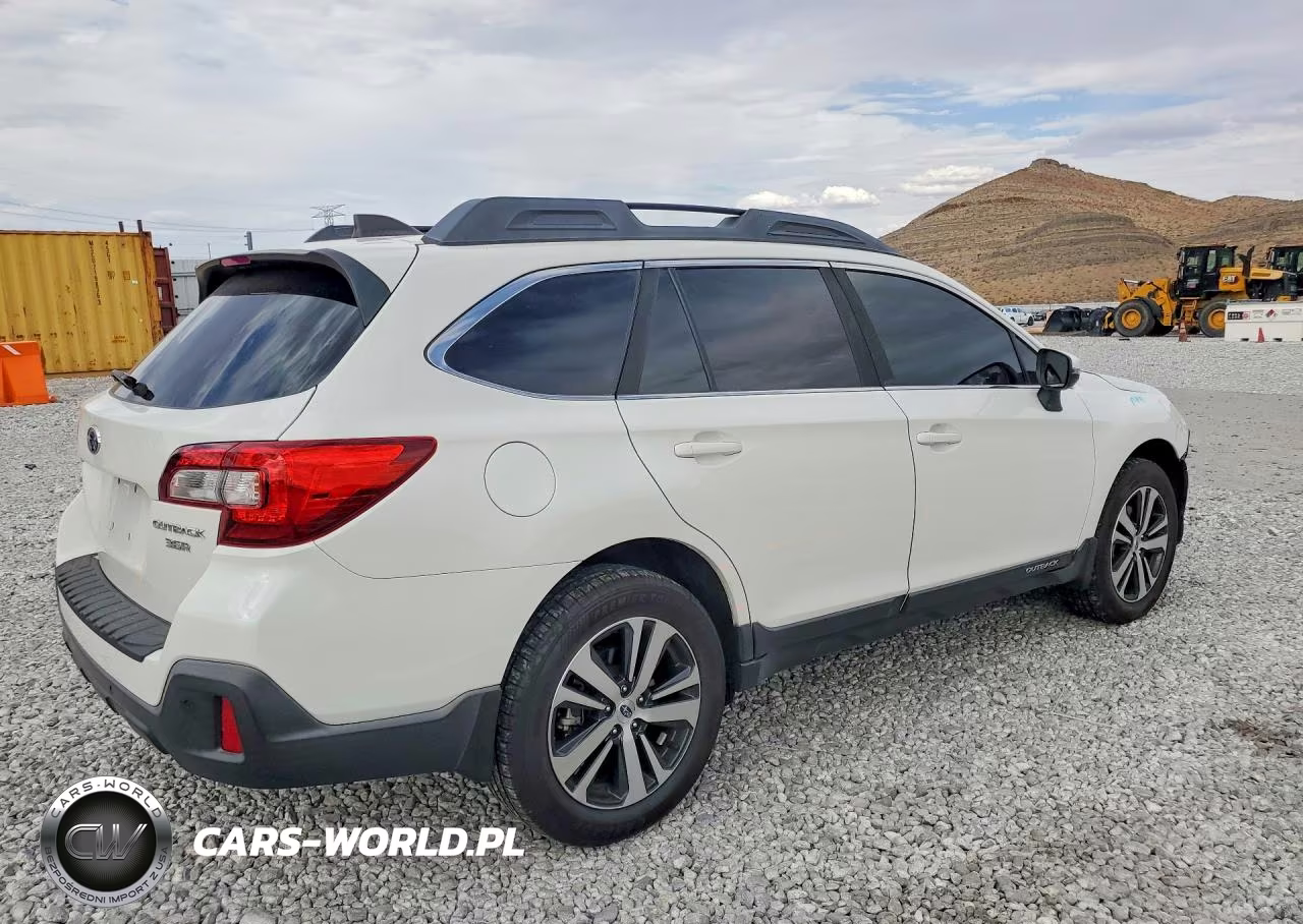 2019 Subaru Outback 3.6R Limited VIN:4S4BSENC2K3342016 - 3