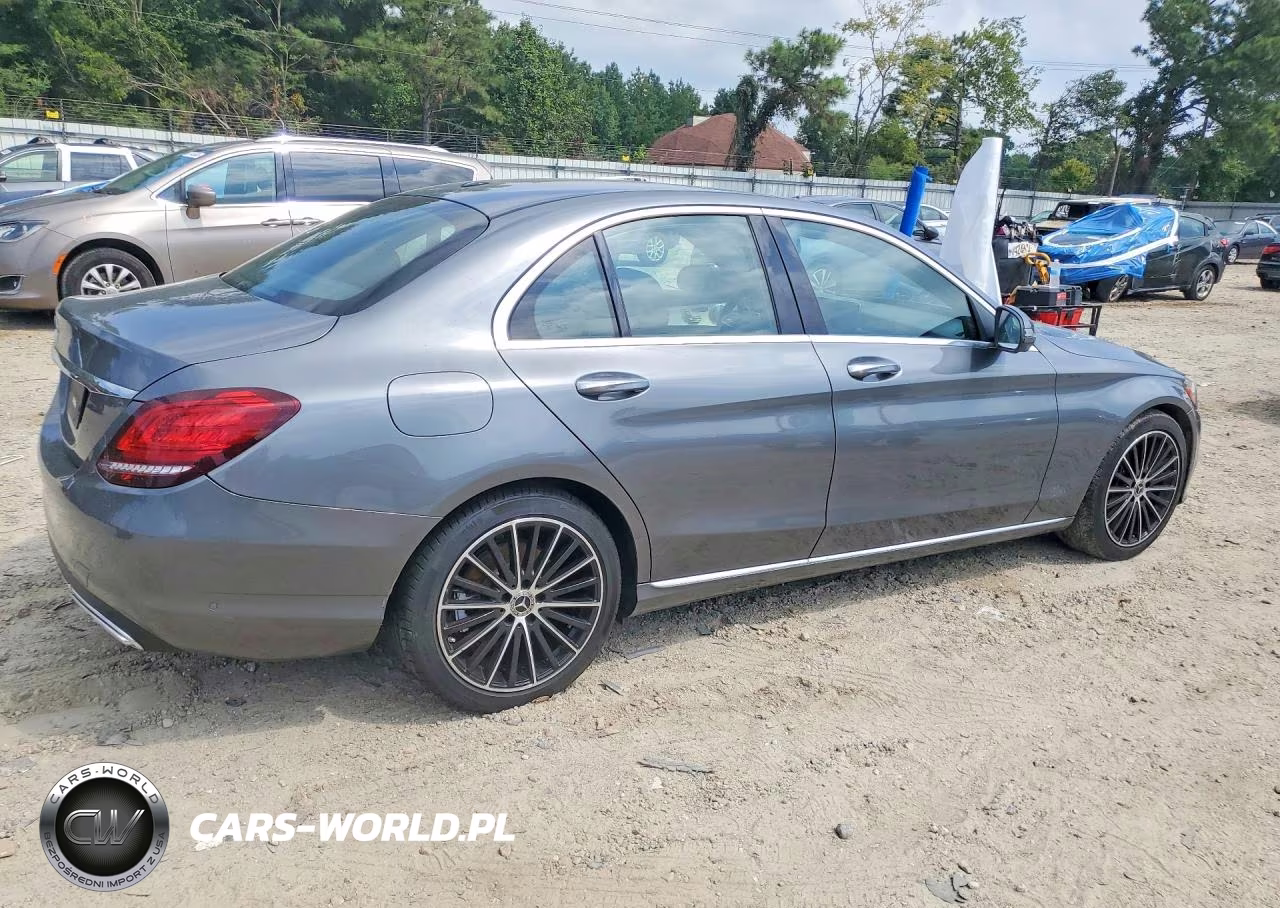 2021 Mercedes-Benz C 300 VIN:W1KWF8DB0MR637724 - 3