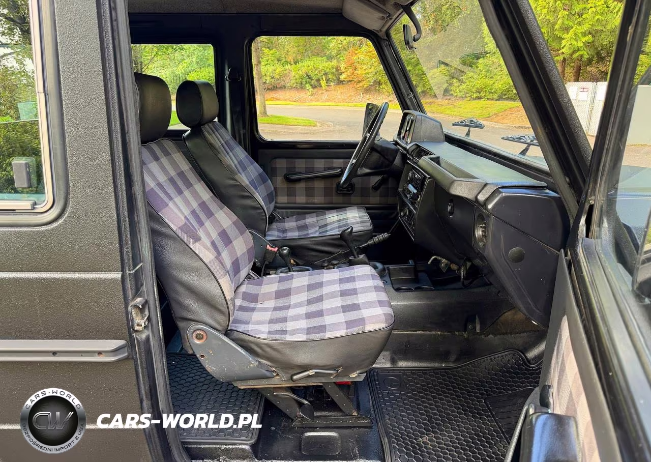 1994 Mercedes-Benz 290 290 Gd Wolf, 5-Speed VIN:WDB46133717097198 - 5