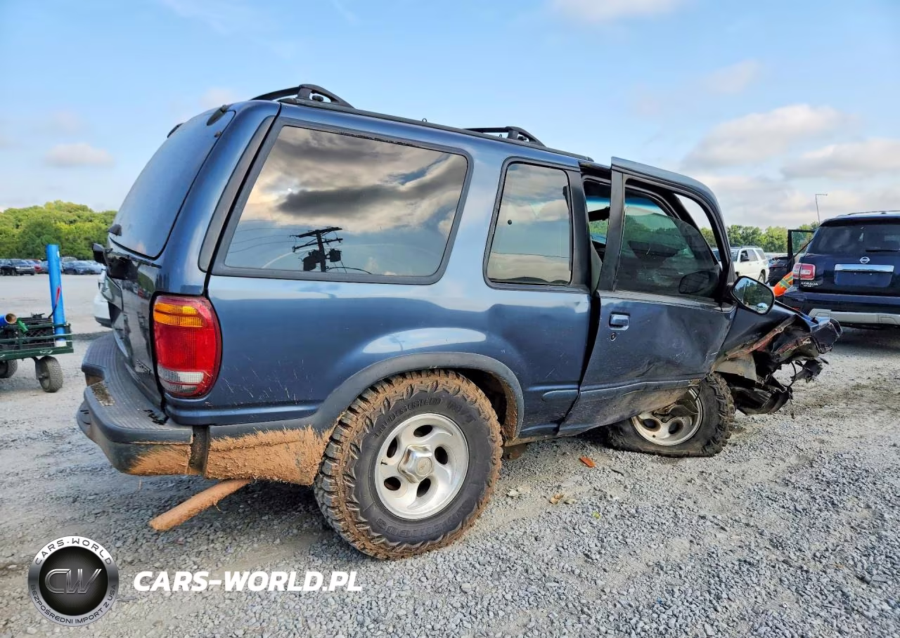 1999 Ford Explorer VIN:1FMYU22X4XUB45313 - 3