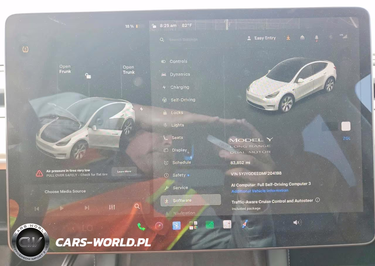 2021 Tesla Model Y VIN:5YJYGDEE0MF204198 - 9