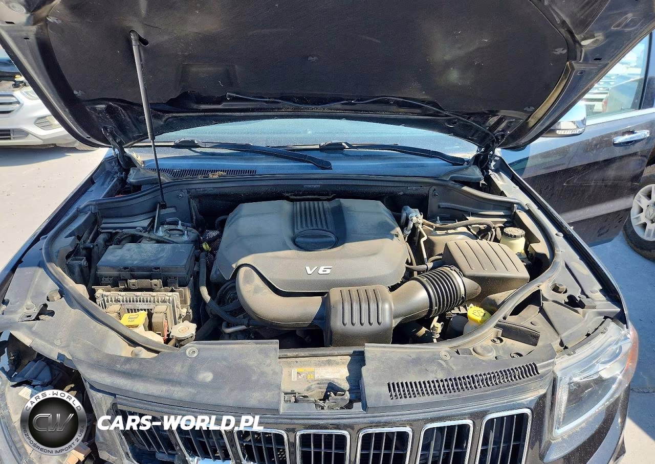 2015 Jeep Grand Cherokee Limited VIN:1C4RJFBG6FC604774 - 12