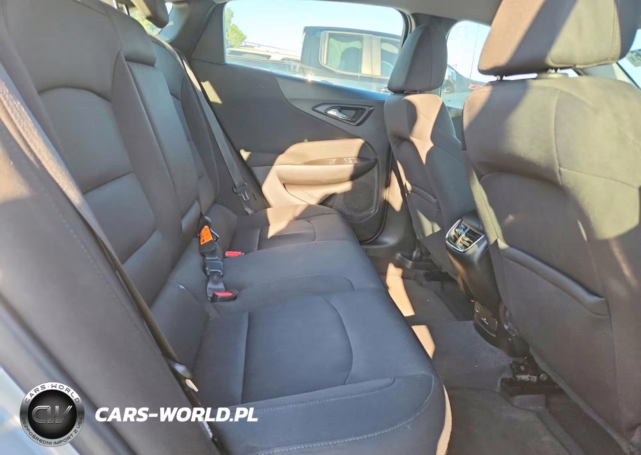 2018 Chevrolet Malibu Lt VIN:1G1ZD5ST5JF205823 - 10