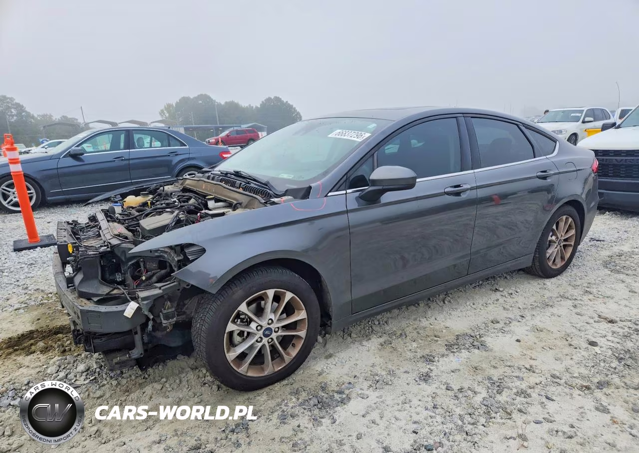 2019 Ford Fusion Se – zdjęcie 1 z 12