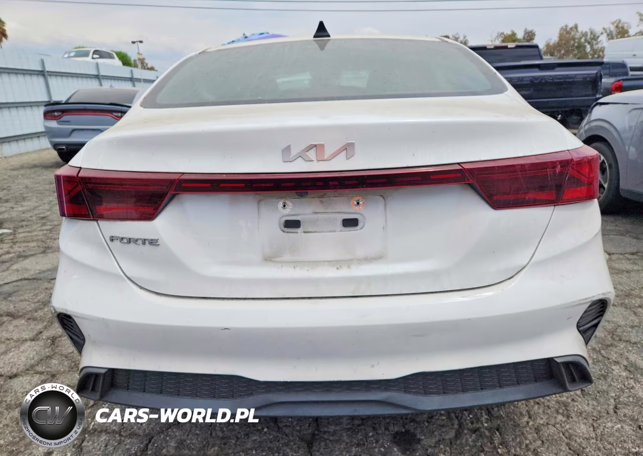 2023 Kia Forte Lxs VIN:3KPF24AD6PE616980 - 6