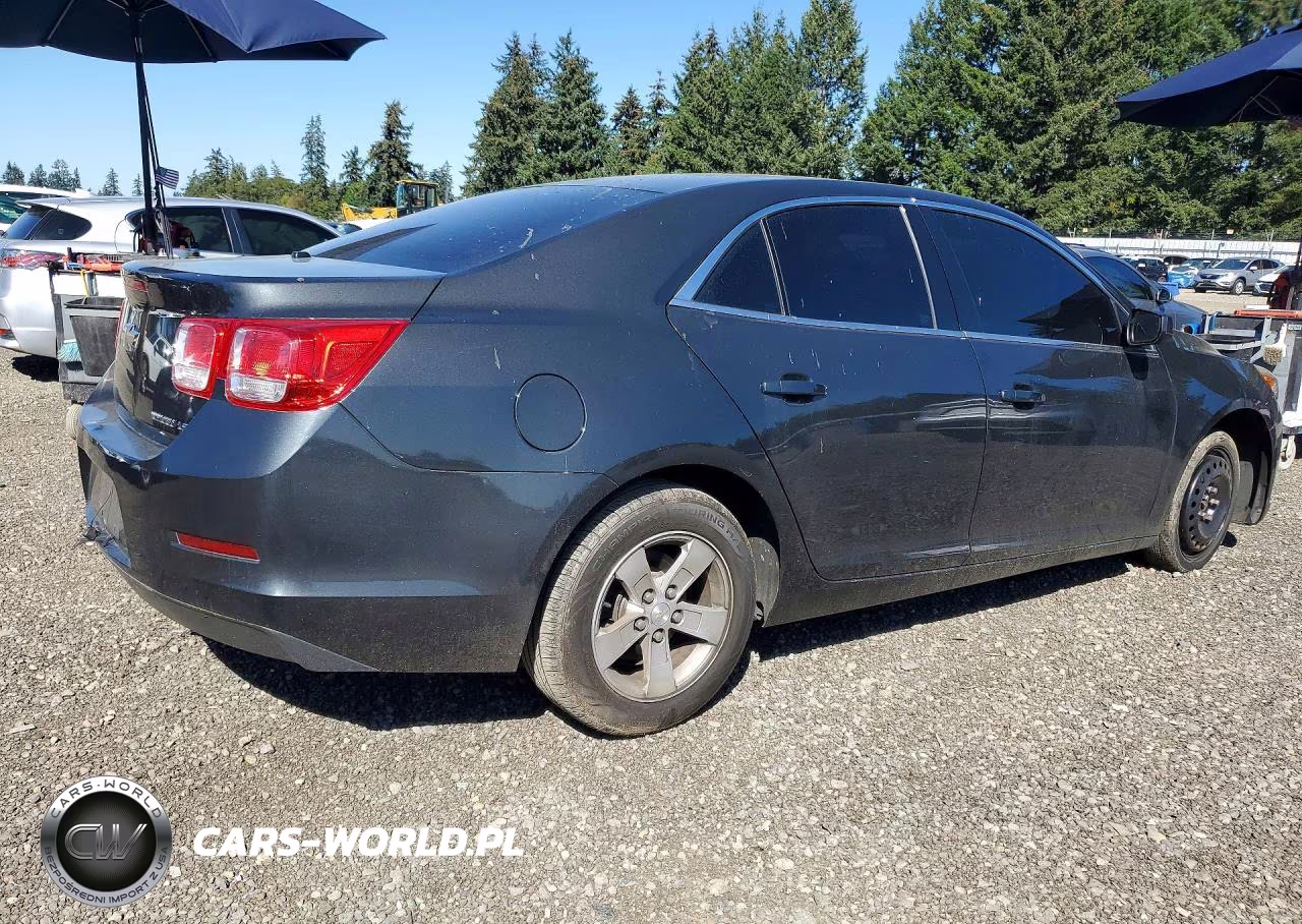 2014 Chevrolet Malibu Ls VIN:1G11A5SL2EF252058 - 3